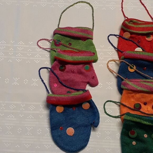 9 pc mitten ornaments - Picture 5 of 10